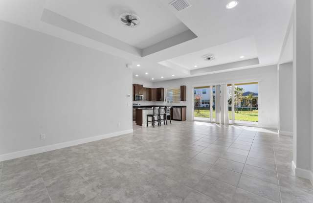 5747 Shore Pine Place Gallery 4