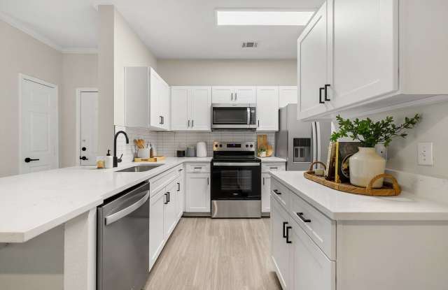 Bell Parker photos photos Bell Parker photos photos