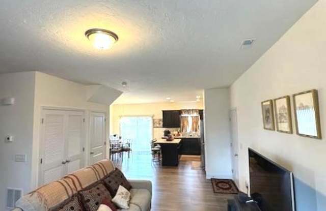 3755 Castle Drive - 1 Gallery 2