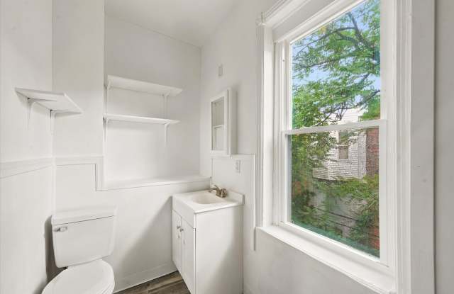 2BR/1BA Home | West Philly Gallery 3