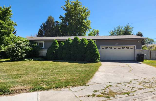 497 Moonlite Dr photos photos