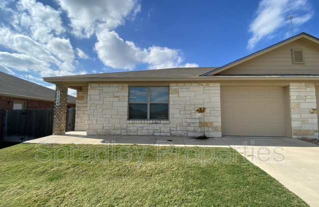 1528 Chance Ct photos photos