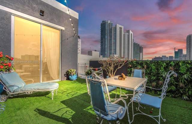 2275 Biscayne Blvd - 2275 Biscayne Boulevard, Miami, FL 33137