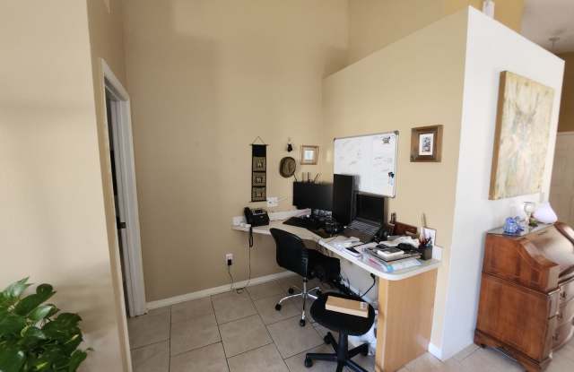 103 Milton Pl Gallery 4