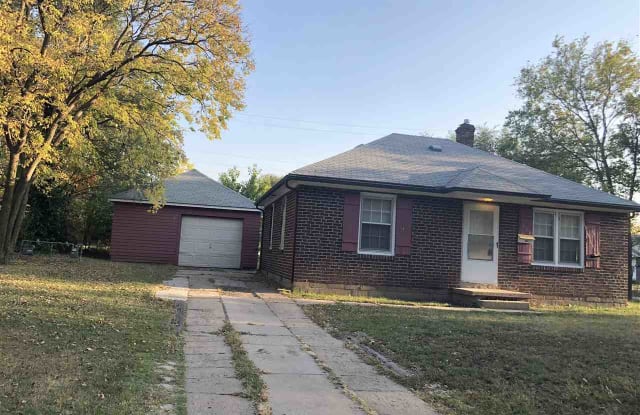 2801 E Shadybrook St - 2801 Shadybrook Street, Wichita, KS 67214