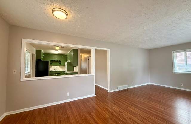 Updated 4-Bed Home with Bonus Room & Large Fenced Yard! Gallery 4