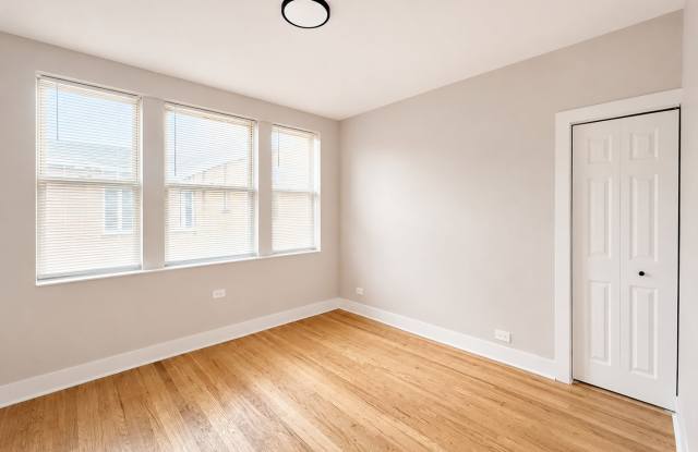 7520 N Seeley Ave, Apt 1E Gallery 2