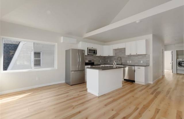 460 Smithfield Avenue photos photos