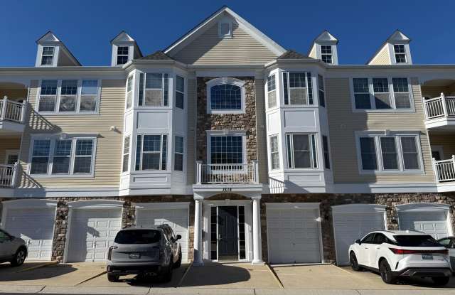 1518 ENYART Way unit: 301 photos photos