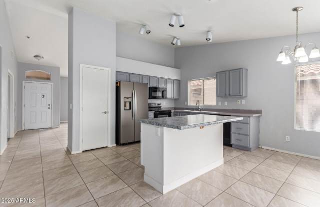 756 S BENTON -- Gallery 3