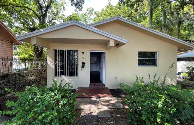 3677 Florida Ave photos photos 3677 Florida Ave photos photos