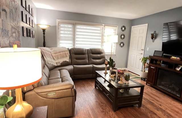 9003 COLUMBIA AVE - 9003 Columbia Avenue, North Bergen, NJ 07047