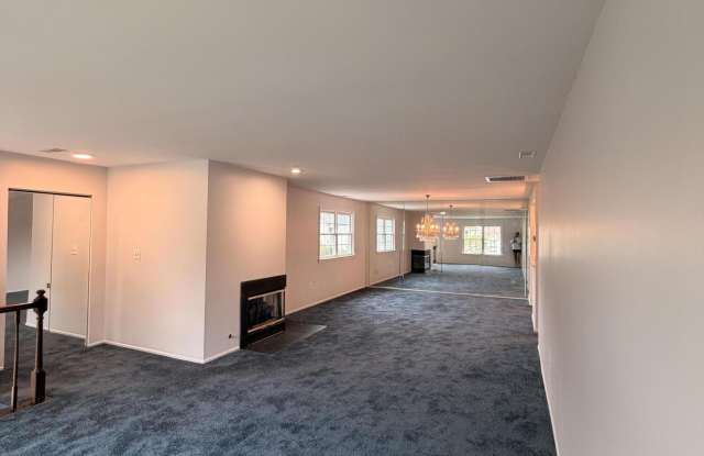 36 Racquet Road Gallery 3