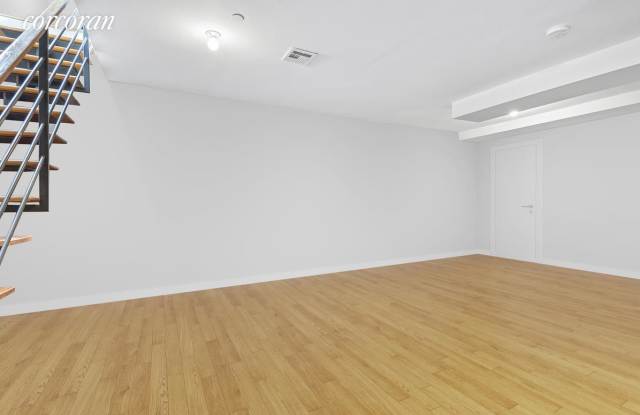 369 Harman Street Gallery 3