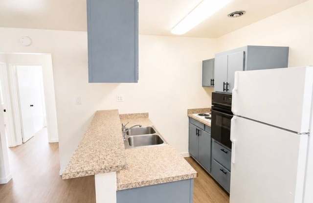 Riverside Apartments Gallery 3