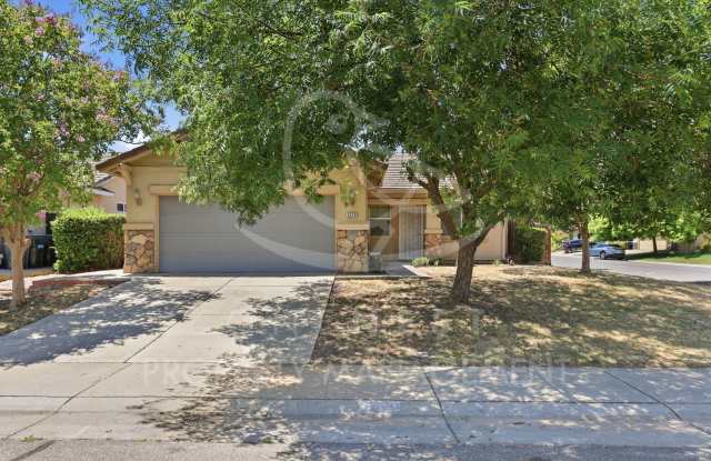 3-bedroom, 2-bathroom home in Sacramento's Rosemont area photos photos