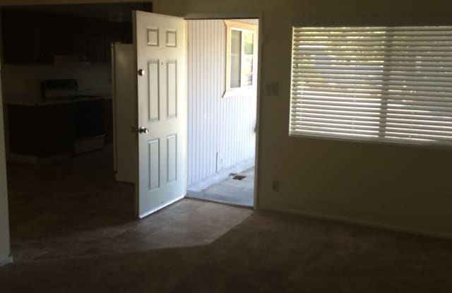 290 Jodi Drive Gallery 2