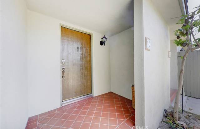 9191 Florence Avenue Gallery 4