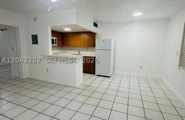 1230 W 54th St photos photos