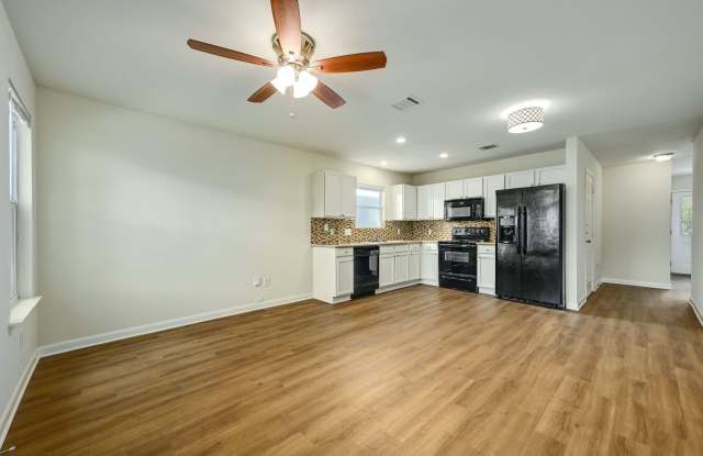 1531 Parkfiled Cir 78664 | 3 Bed 2.5 Bath 1 Car garage $1800 photos photos