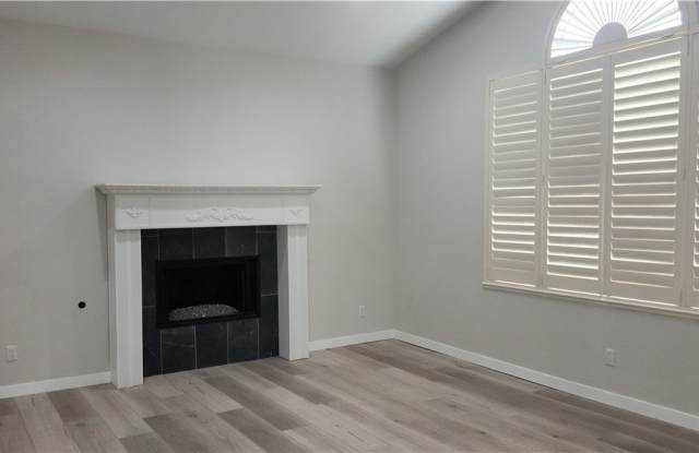 8016 Shorecrest Drive Gallery 2