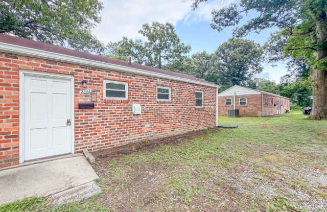 2547 Noel St photos photos