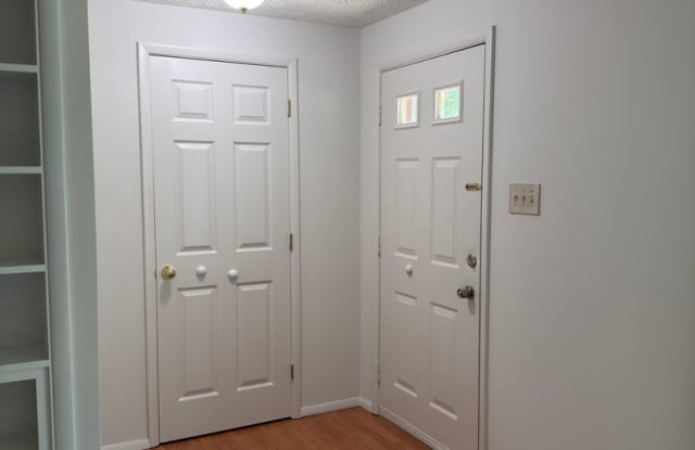 3 Bed 4 Bath Townhome for Rent in Fairfax, VA! Gallery 4