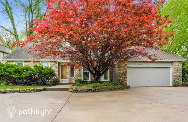 1901 East Frontier Lane - 1901 East Frontier Lane, Olathe, KS 66062