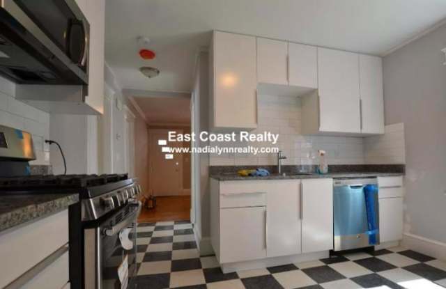 162 Waverley Ave. Gallery 3