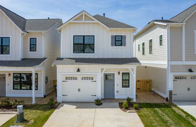 New Construction! 2 Bedroom Home with Fenced Backyard! - 148 Huntley Knoll Drive, Pelham, AL 35124
