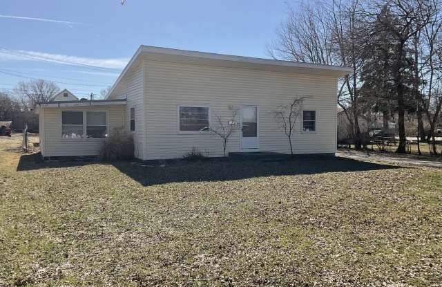 3011 Fairoak Dr photos photos