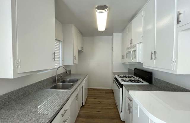 6632 Darby Ave. photos photos