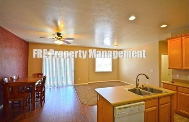 7097 S Brittany Town Dr - 7097 S Brittany Town Dr, West Jordan, UT 84084