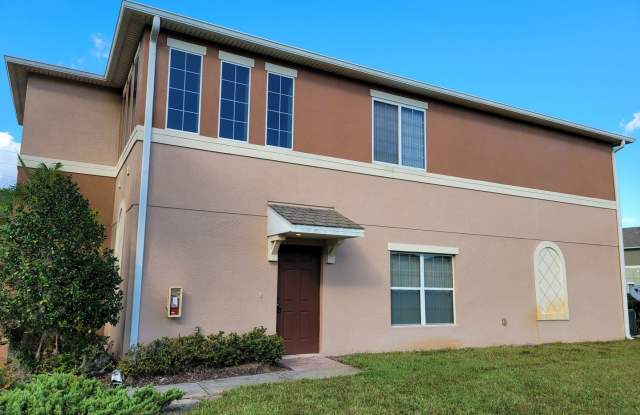 2946 Birchcreek Dr Gallery 2