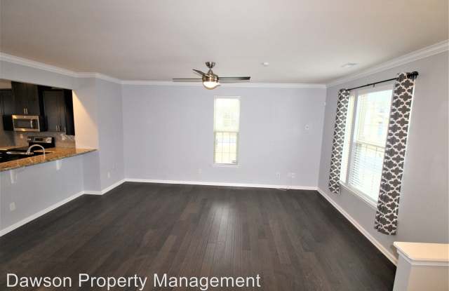 1650 Fleetwood Drive Gallery 4