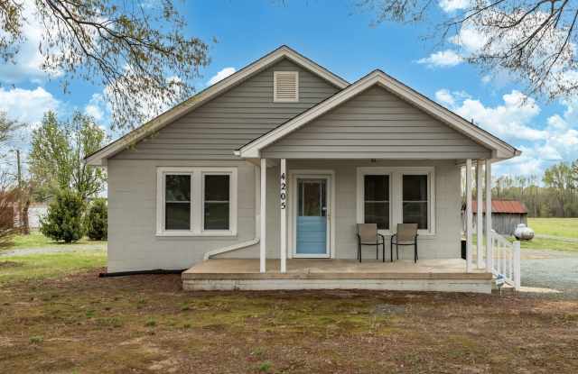 Quaint Home in Graham, NC! - 4205 East Greensboro Chapel Hill Road, Alamance County, NC 27253