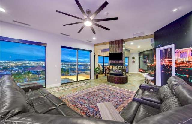 1140 Brown Hill Court Gallery 3