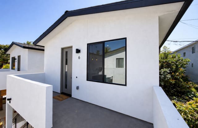 Modern Valencia Hills Home | 5531 Olvera Ave Unit 2 | San Diego - 5531 Olvera Avenue, San Diego, CA 92114