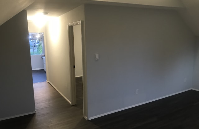 1003 S 59th St - 1003 S 59th St, Tacoma, WA 98408