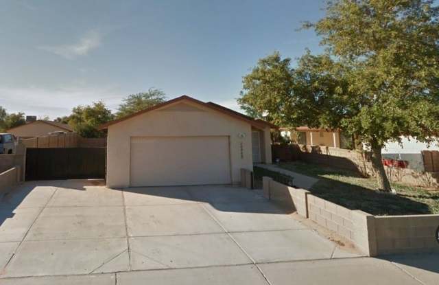 3 bedroom, 2 bath home for rent in The Seasons. photos photos