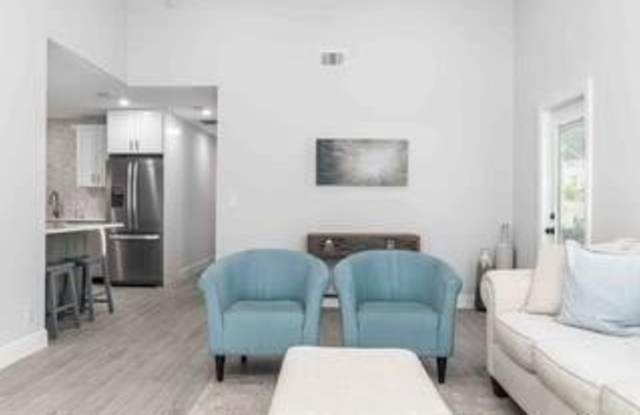 1151 MULBERRY Place Gallery 2