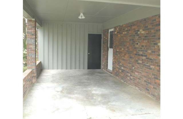 2509 Ben Hill Road Gallery 4