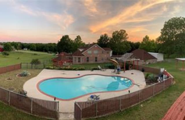 849 Imogene Court - 849 Imogene Court, Briar, TX 76020