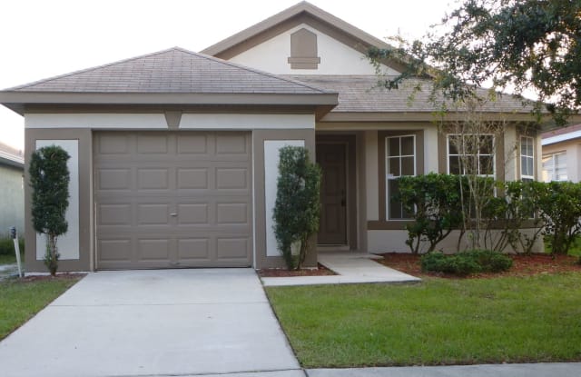 7521 Oxford Garden Circle - 7521 Oxford Gardens Circle, Apollo Beach, FL 33572