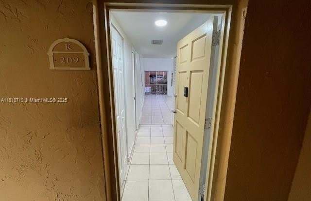 18051 NW 68th Ave photos photos