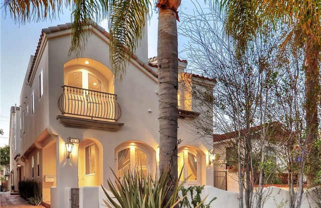 703 Marguerite Avenue - 703 Marguerite Avenue, Newport Beach, CA 92625
