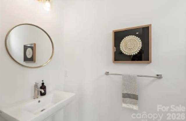 5010 Nimes Road Gallery 3