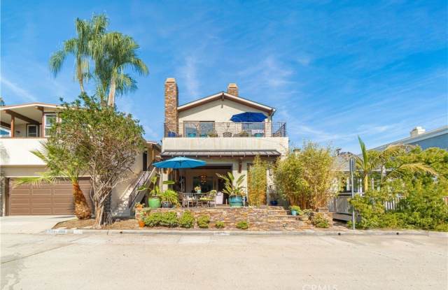 445 29th Street - 445 29th Street, Hermosa Beach, CA 90254