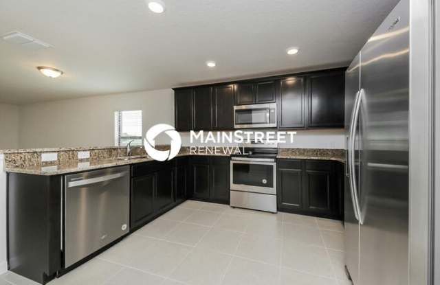 1463 Swan Lake Circle Gallery 4