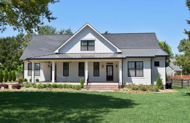 704 Langtree Road - 704 Langtree Road, Iredell County, NC 28117